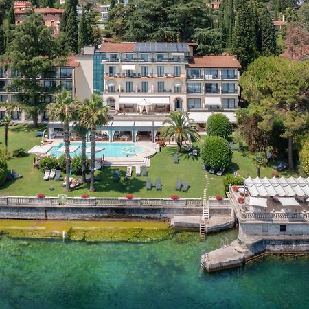 Hotel Villa Capri Гардоне Ривера Екстериор снимка