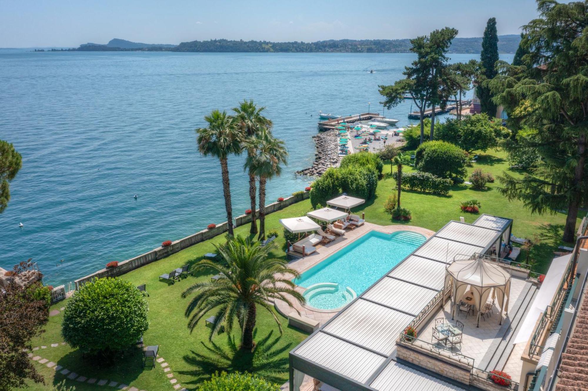 Hotel Villa Capri Гардоне Ривера Екстериор снимка